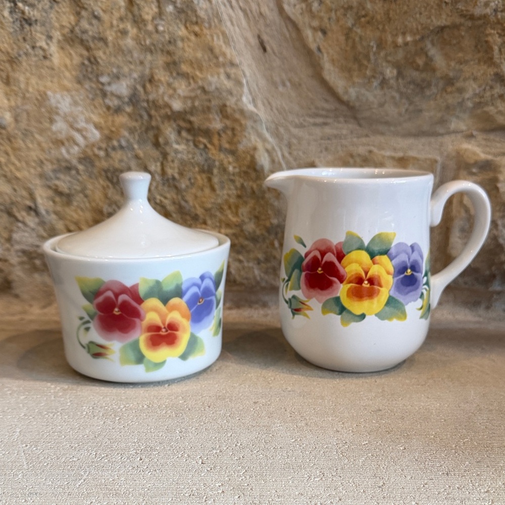 Corelle Summer Blush Sugar Bowl & Creamer Set – Vintage Pink Floral – USA Dinner